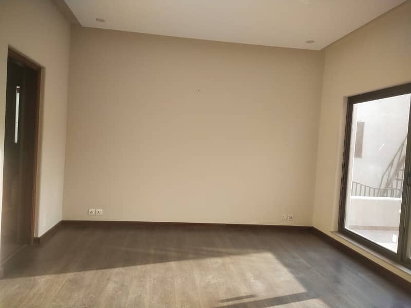 1 Kanal Upper Portion (Separate Gate) 3 Bed Tv Lounge Kitchen Store Servant Quarter In SUI GAS Housing Society For Rent 12