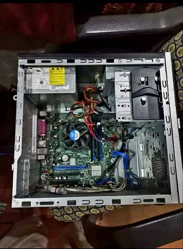 Tower PC Intel core i5 4th generation 4GB ram 160gb hard urgent sale 3