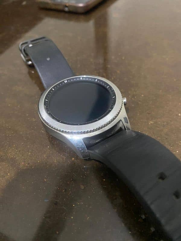 Samsung gear s3 classic 2