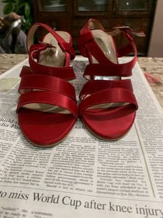 Red block heel 0