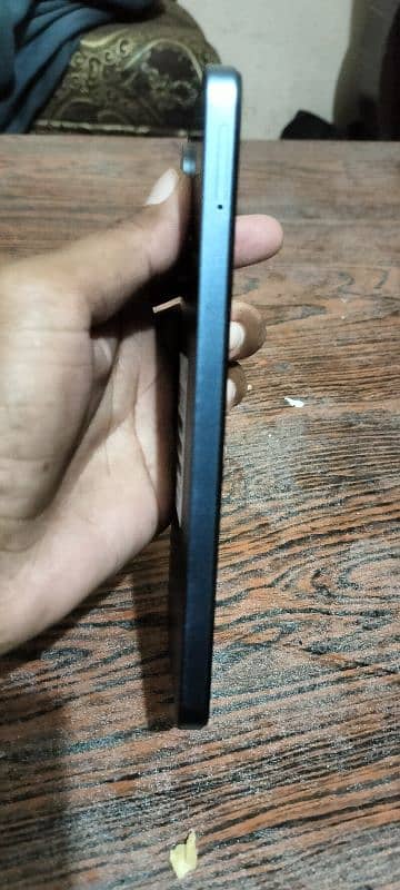 redmi poco c65 3