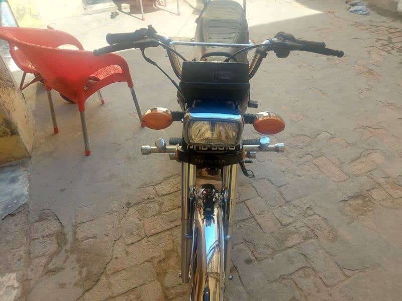 Honda 125 for sale lush condition 2021 model 2