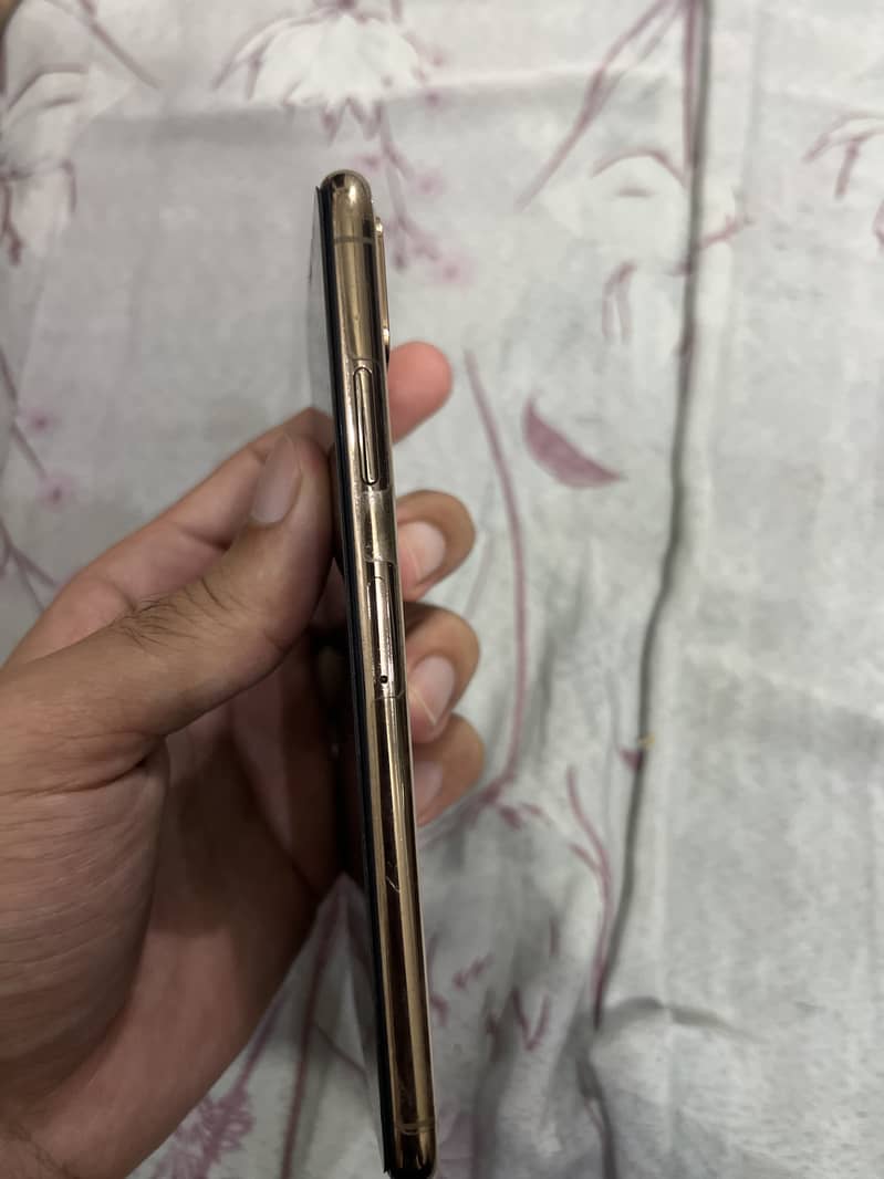 iPhone XS Max PTA approved 256gb 1