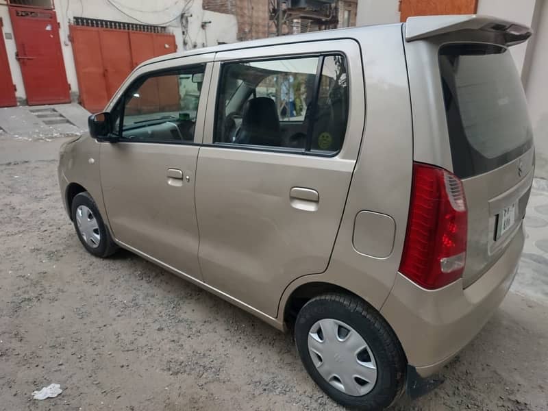 Suzuki Wagon R vxl 2017 total geniune 1 piece paint 5