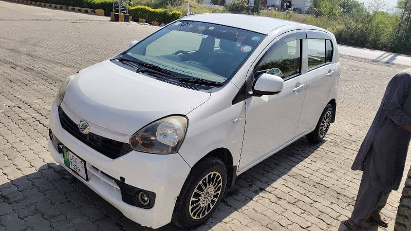 Daihatsu Mira 2014 11