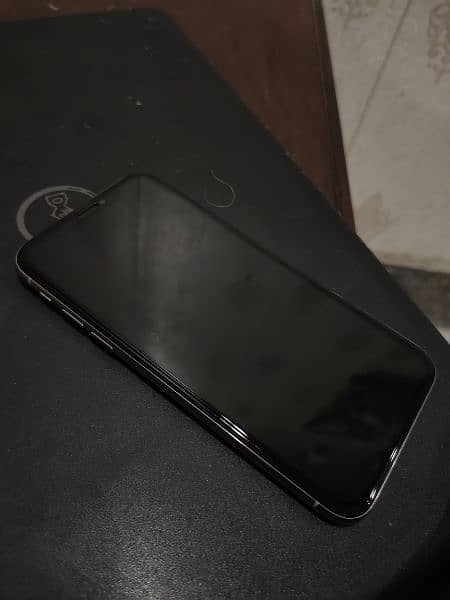 I phone x (256GB) 1