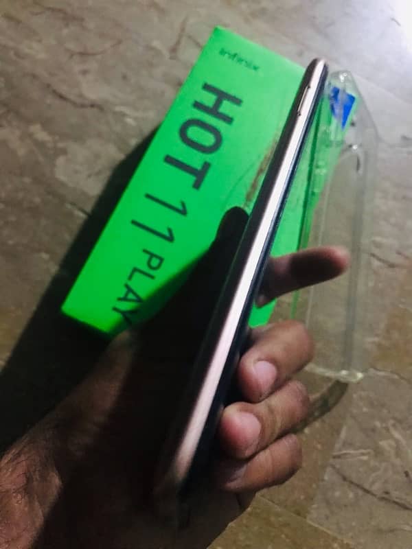 Infinix hot 11 play 4/64 full box 1