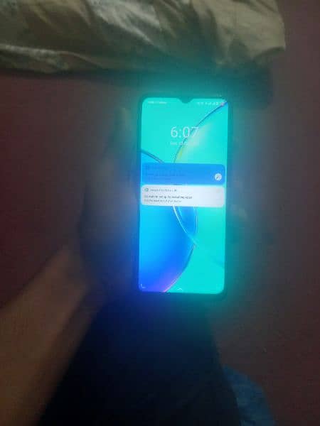 vivo y17s 3