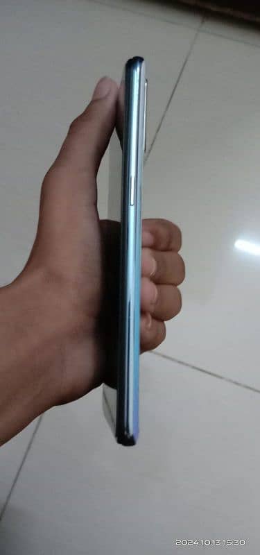 OPPO F15 1