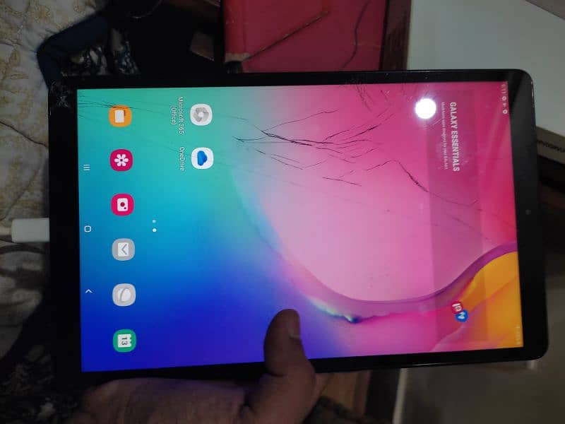 Samsung Galaxy Tab A (2019) 3