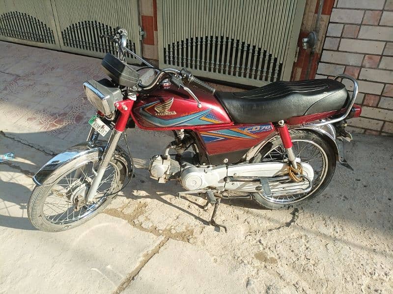 Honda CD 70 6