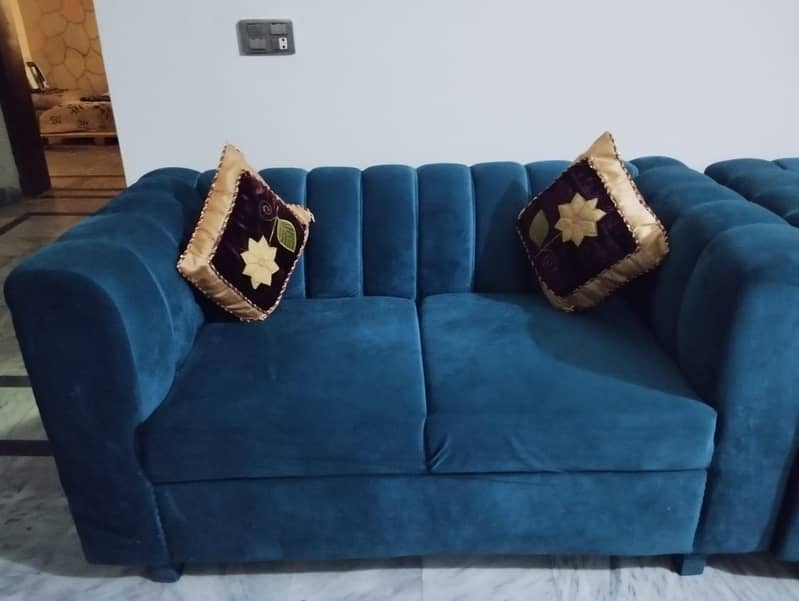 Just Like New 6 Seater Blue Velvet Sofa For Sale 1