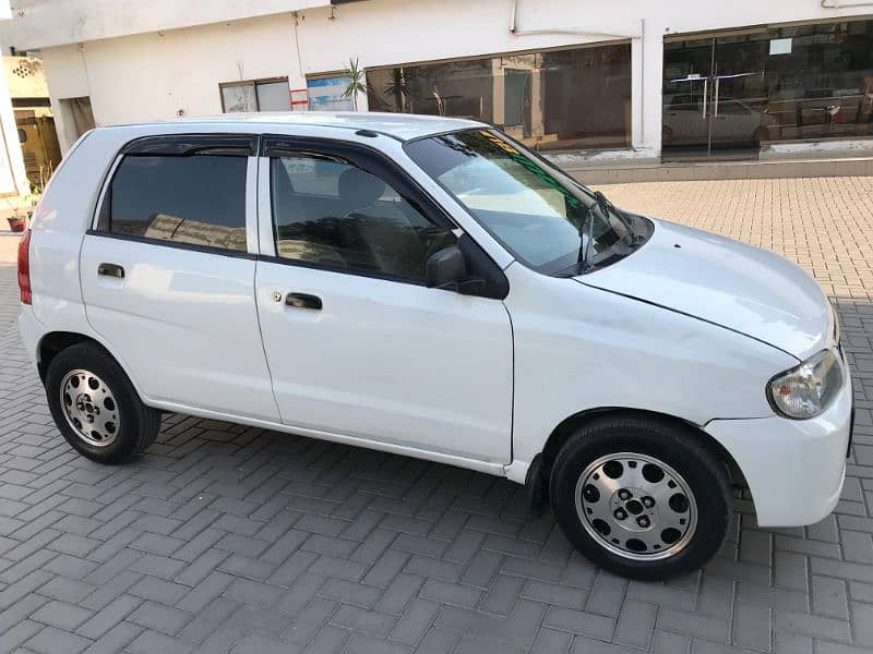 Suzuki Alto 2011 4