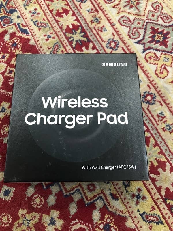 Wireless charger and adopter samsung S10 1