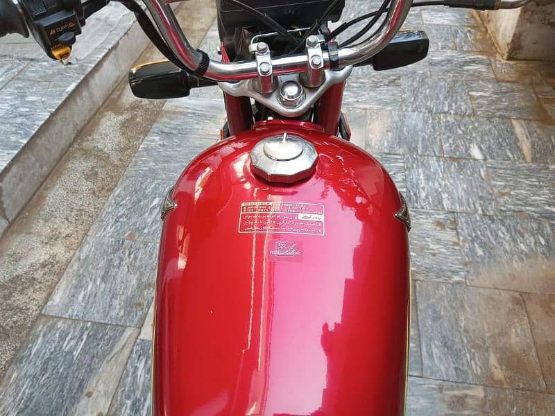 Honda cd 70 cc bilkul saaf total genuine urgent sale 1