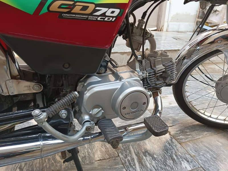 Honda cd 70 cc bilkul saaf total genuine urgent sale 4