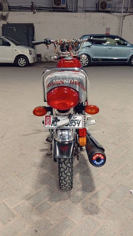 Honda 125cc 5