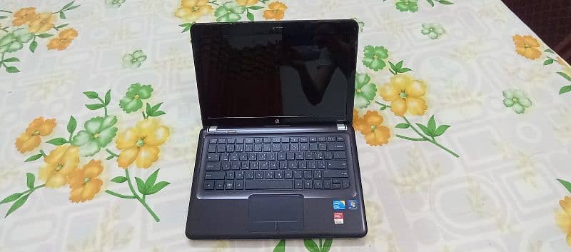 HP Pavilion DV3 14 Inch Laptop (1 GB Graphics Card) Notebook 15