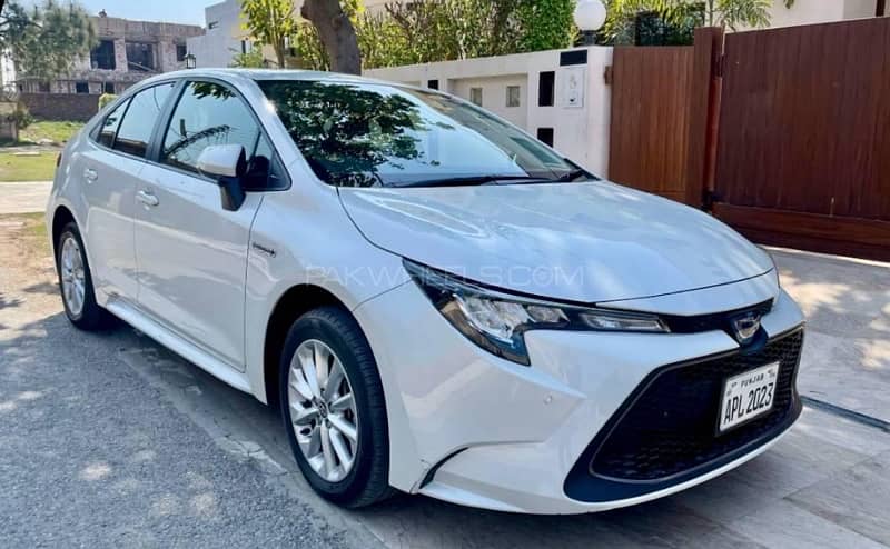 Toyota Corolla Hybrid Japanese 2020 5