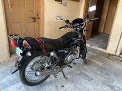 Suzuki gs150 2014