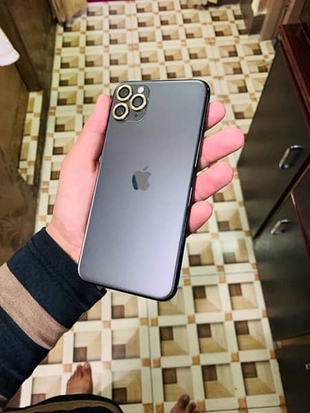 iPhone 11 Pro Max (64gb) Waterpack 80 health LLA model all ok 1