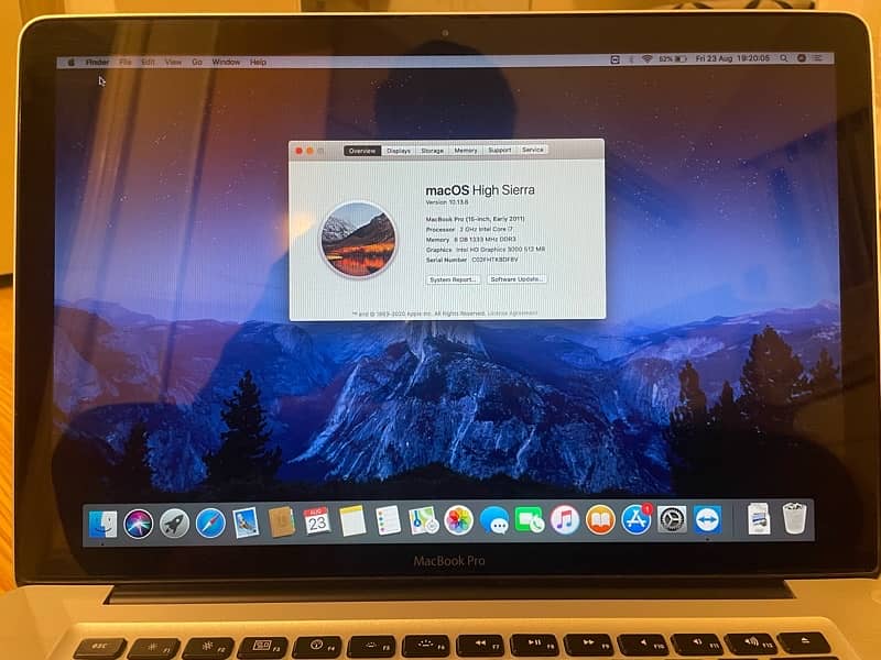 MACBOOK PRO 15 inch 1