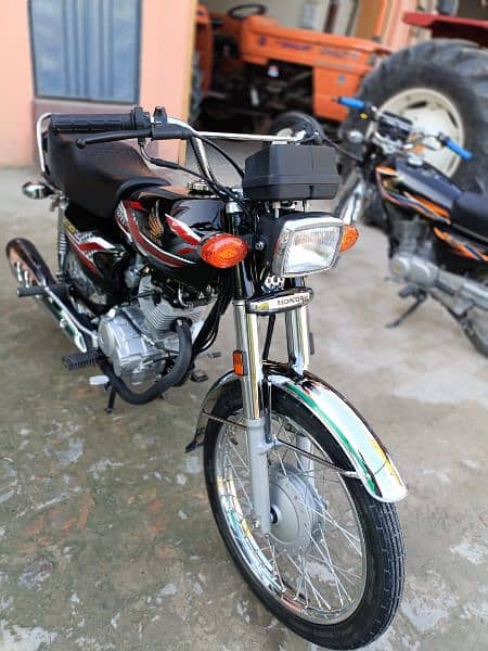 Honda 24 model all Punjab register 7