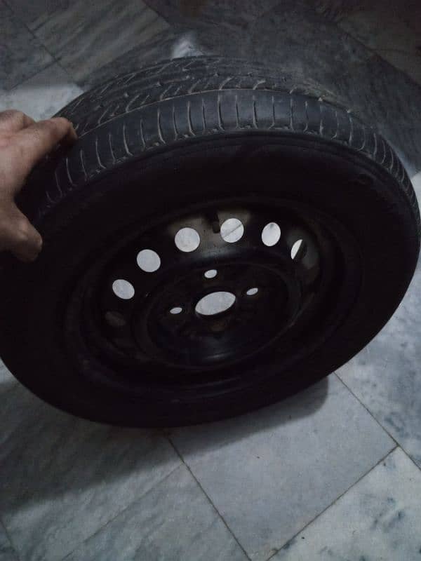 Spare Tyre R13" with Rim . . 0