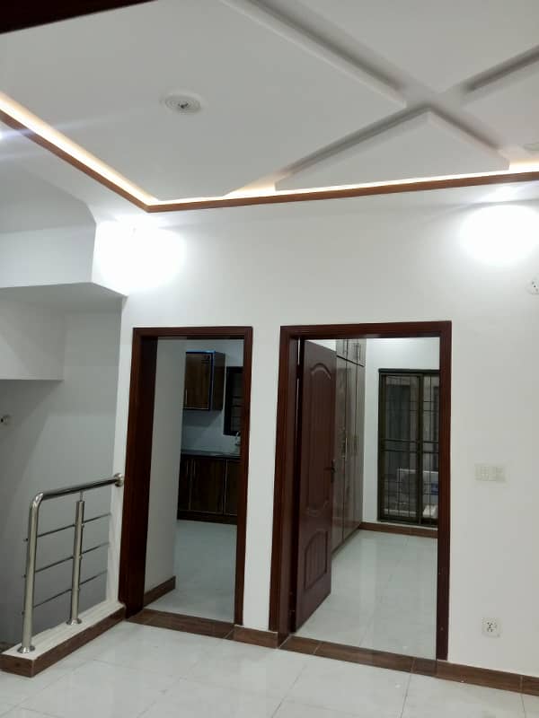 5 Marla 2.5 Story House For sale In Eden Boulevard college Road Lahore 18