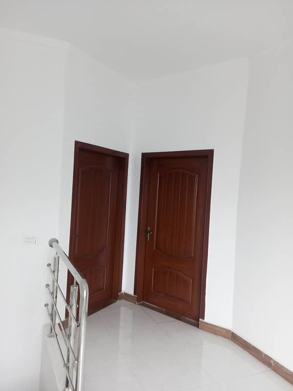 5 Marla 2.5 Story House For sale In Eden Boulevard college Road Lahore 27