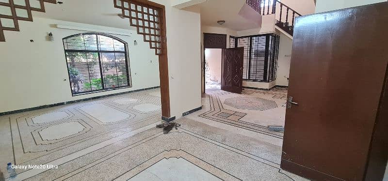 house for sale near Sialkot Mall in SIALKOT CANTT 5