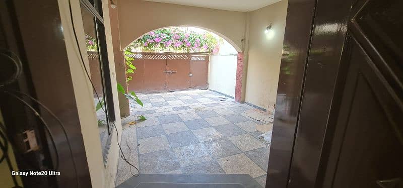 house for sale near Sialkot Mall in SIALKOT CANTT 7