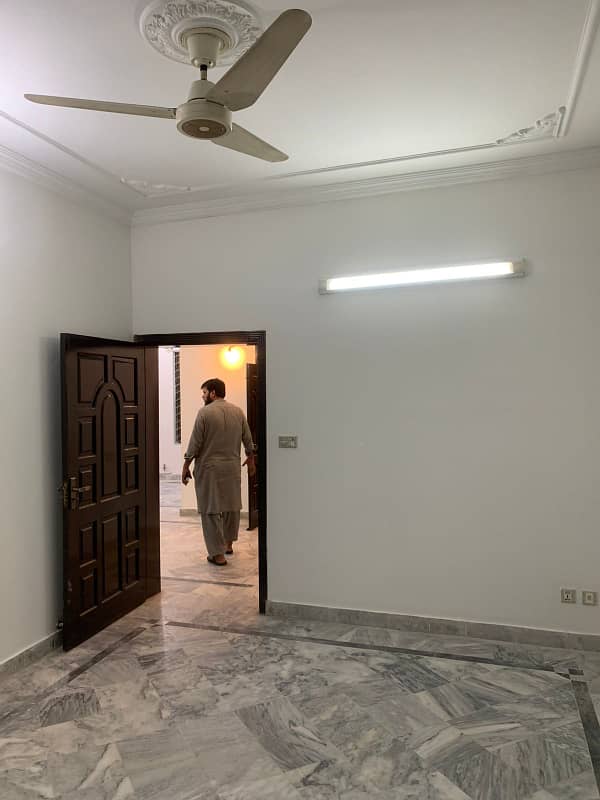 5 Marla Upper Portion In G-14 Of Islamabad Is Available For rent 8