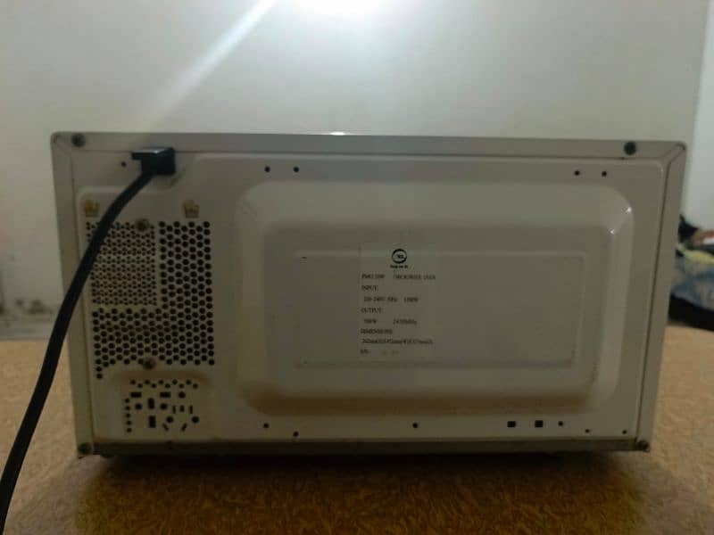 Pel microwave oven 1