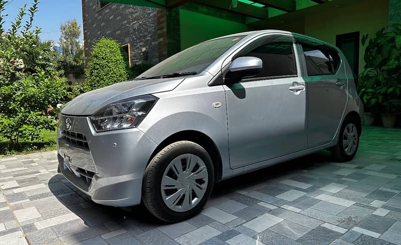 Daihatsu Mira 2021 4