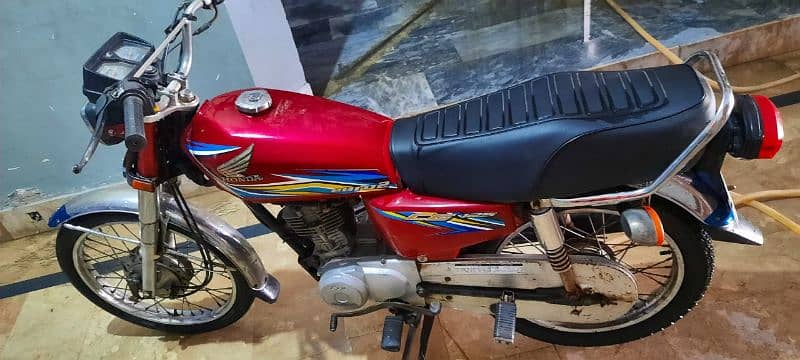 Honda 125 in superb condition 1