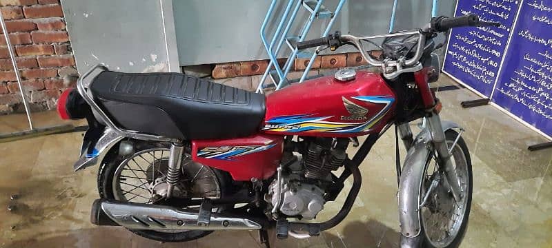 Honda 125 in superb condition 5