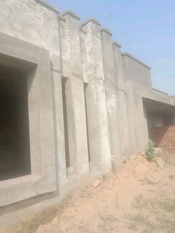 5 Marla Single Story Gray Structure House For Sale In R-Block Khayaban e Amin Society Lhr. 5