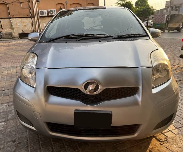 Toyota Vitz 2008 1