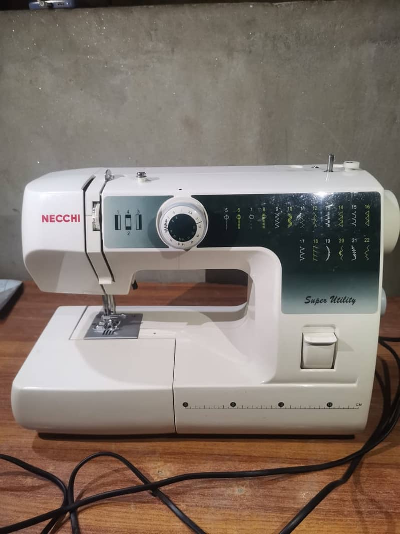 Italian brand new sewing machine only 24000 9