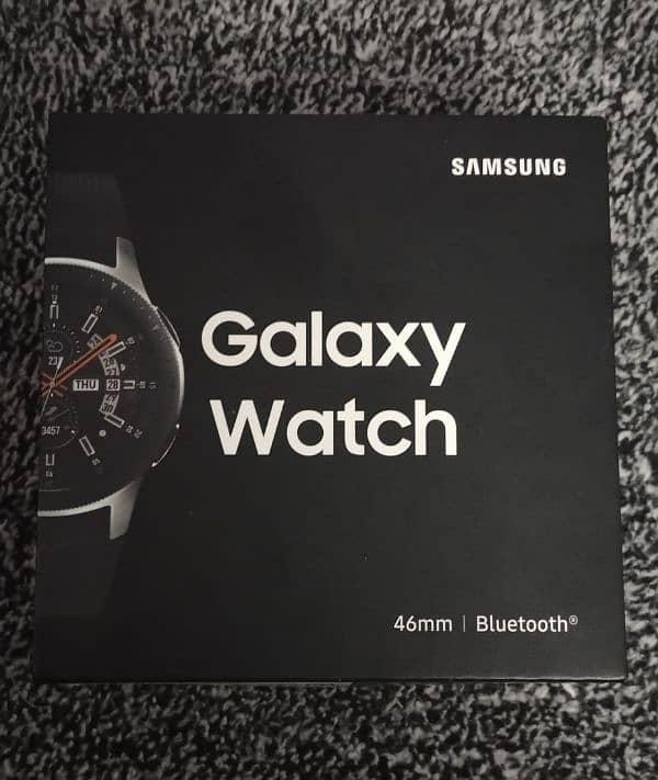 Samsung watch 4 with box 1