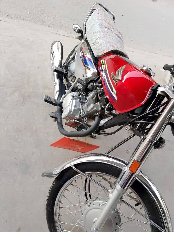 honda 125 2024 self stat 3