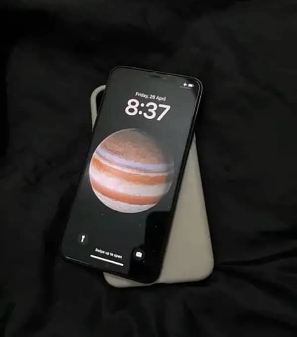 iPhone 11 Pro Max 1