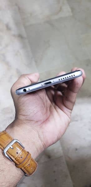 iphone 6 plus 64gb pta aproved 10/9.9 7