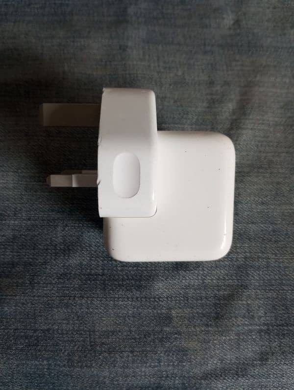 Apple original iPhone original USB type A charger dock adapter 10w 12w 3