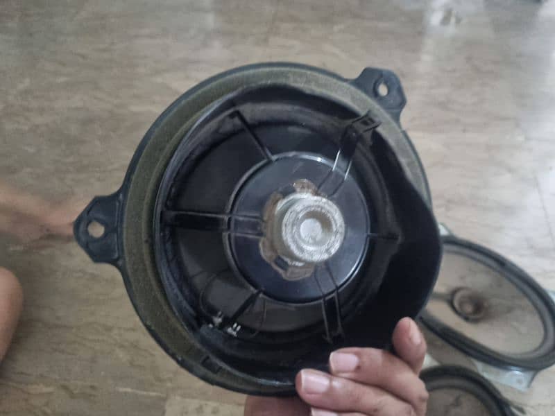 Toyota Corolla Genuine Speakers 4