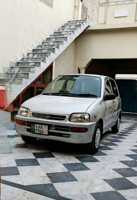 Daihatsu Cuore 2000 6