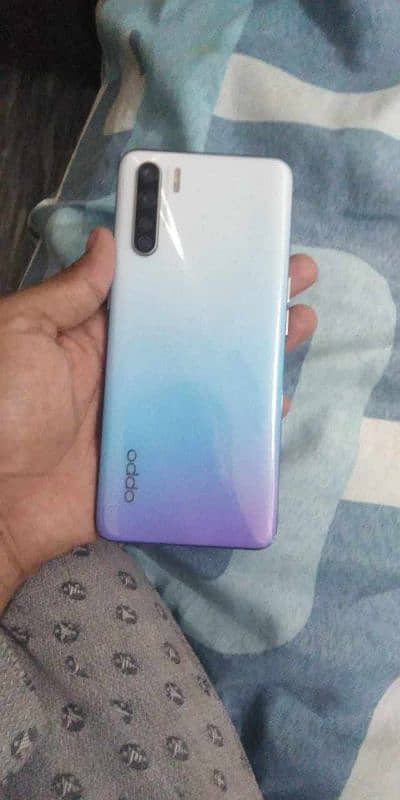 oppo f15 1