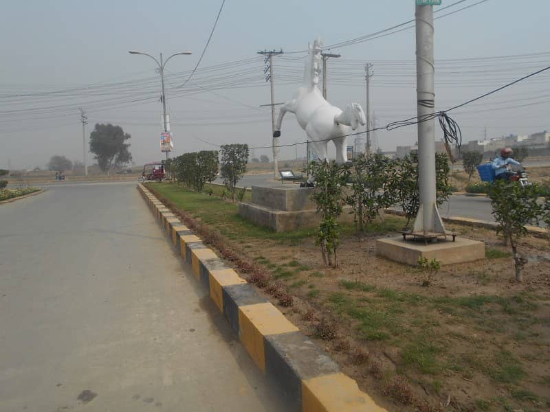 1.32 Marla Commercial Plot Best For Shop Is Up For Sale At Tech Town, Satyana Road Faisalabad 5