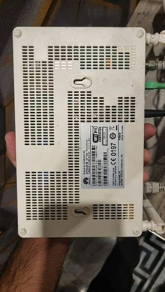 Huawei HG8247H5 XPON router/ modem/ Internet modem/Cable modem/Router 1